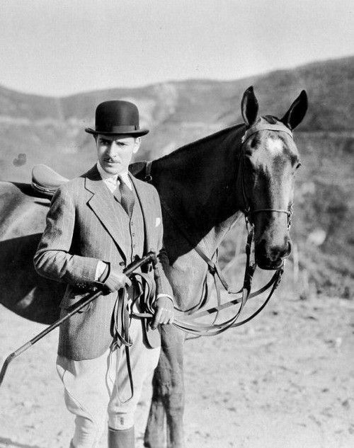 罗纳德·考尔曼个人资料写真作品