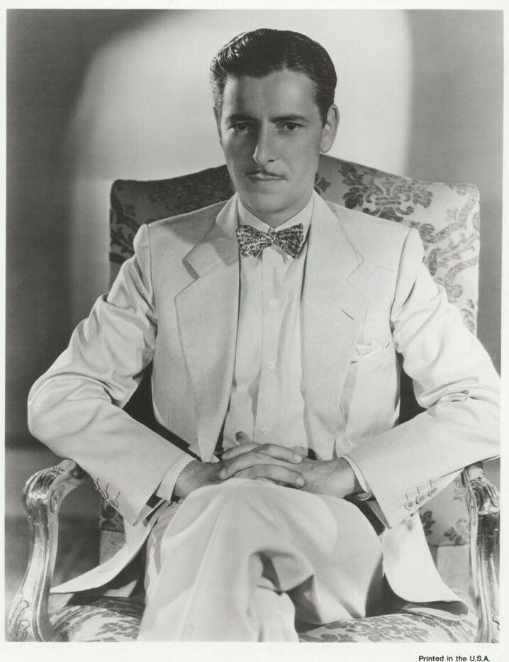 罗纳德·考尔曼个人资料写真作品