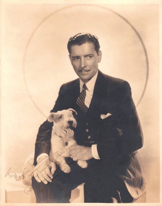 罗纳德·考尔曼个人资料写真作品