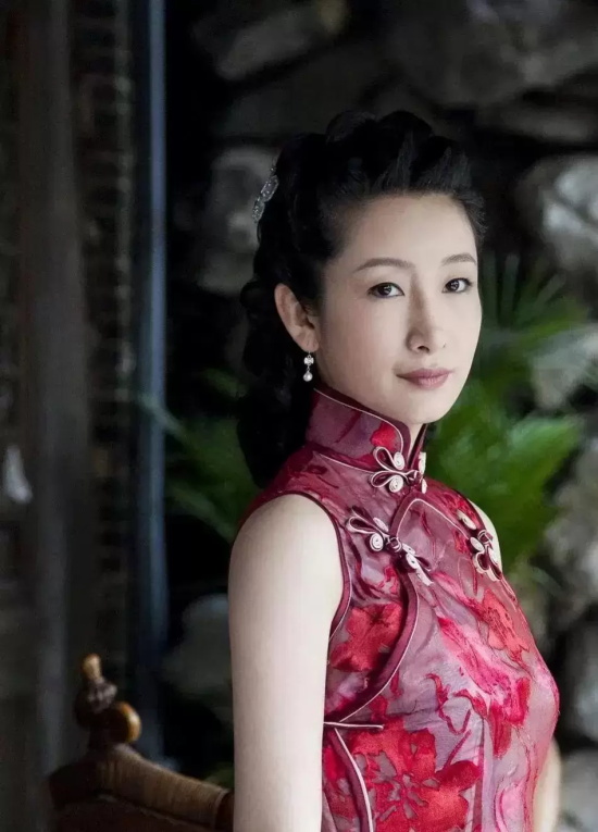 秦海璐结过几次婚？这位霸气女人的情史里三个男人2个渣