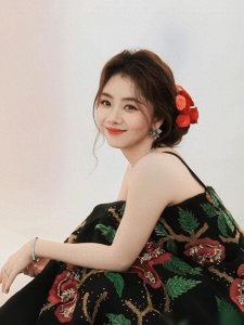 ​谭松韵又一部好剧来袭！新造型阳光明媚，实在是太可爱了