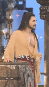 ​我妈的爱豆 我爸的情敌 65岁归来依旧健美高大