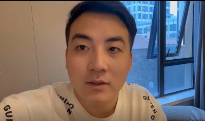 ​西北小强：母亲患癌过世，如今怎么样了？