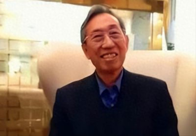 ​卖国贼回国参加母亲葬礼！却在现场被拘捕，他是“中国的耻辱”！