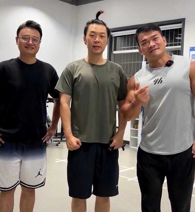 杜海涛多大了个人资料(杜海涛素颜露面)(11)