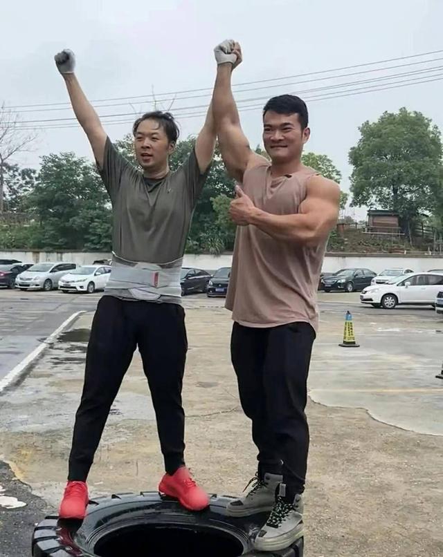 杜海涛多大了个人资料(杜海涛素颜露面)(18)