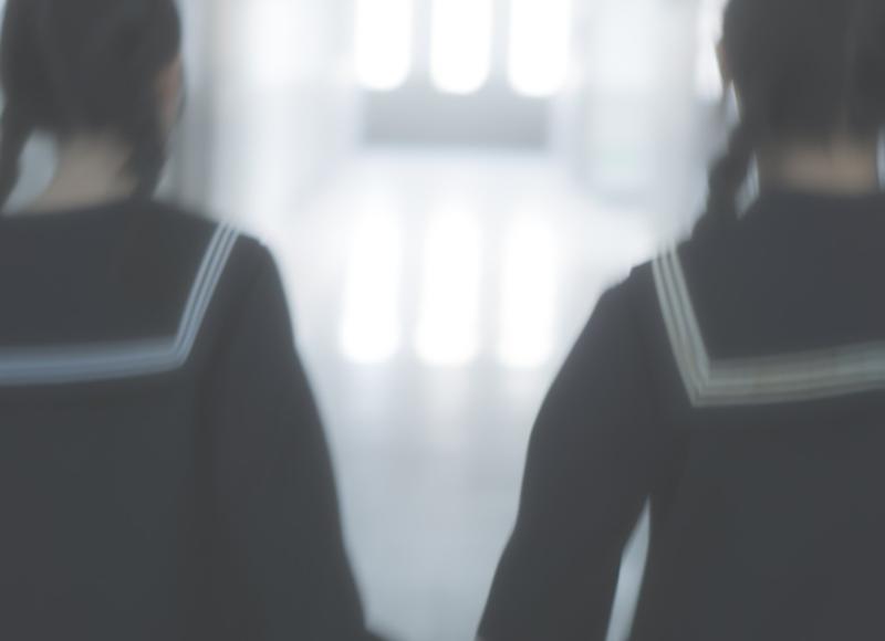 奇葩婆婆：生孩子是为了享受，榨干孝顺子女的钱为小儿子还赌债