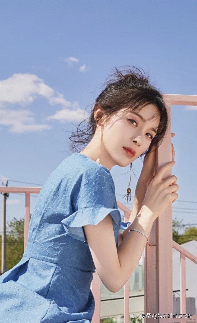 赵韩樱子甜美写真,网友:清新靓丽,貌美如花!