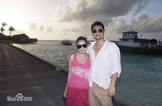 刘若英老公钟小江照片个人资料背景揭秘 钟小江与刘若英是几婚