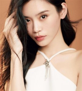 ​奚梦瑶：美丽与实力的完美结合