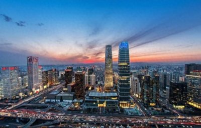 ​23年北京纽约GDP差距悬殊，纽约834万人创造1.06万亿美元，北京呢