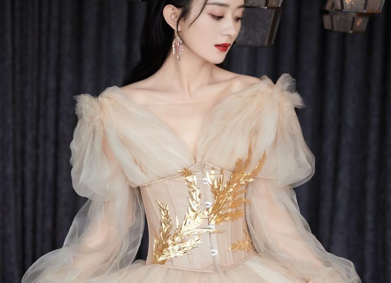 女性爱吃醋是天生的么？和从小的经历更有关系