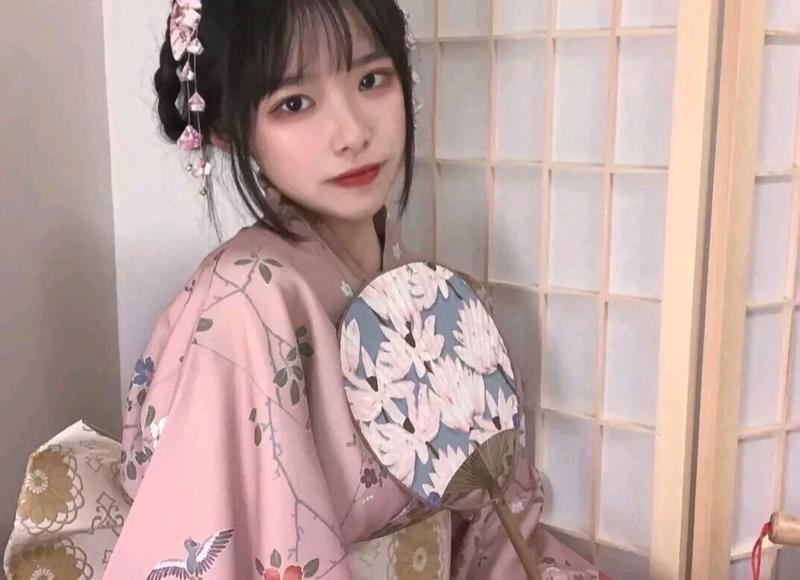 一个“空有其表”，没有内涵的帅哥，这几个行为无法掩饰