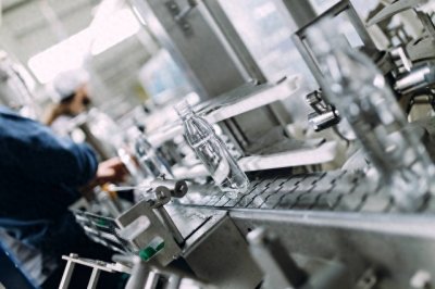 ​无学历，无技术初入社会该怎么选择工作？