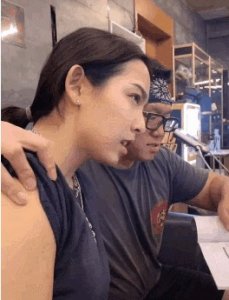 ​搞笑gif动图分享！分享那些让你不得不笑的尴尬瞬间