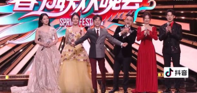 抱歉，内娱第一「名嘴」，已经消失了