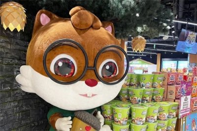 ​安徽零食大王，又支棱起来了