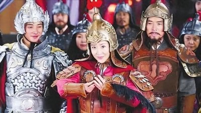 ​杨家将12寡妇西征，穆桂英最惨，被万箭穿心，仅有一人得以善终