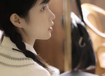 ​波妞和咘咘，贾静雯女儿咘咘波妞餐桌上pk斗弟眼